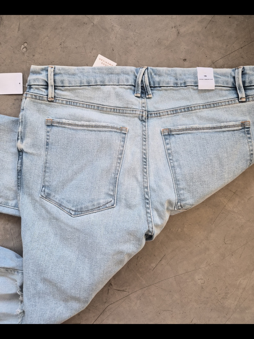 Good American Good Curve Straight Jeans Size 15 INDIGO03 NWT - Picture 4 of 5